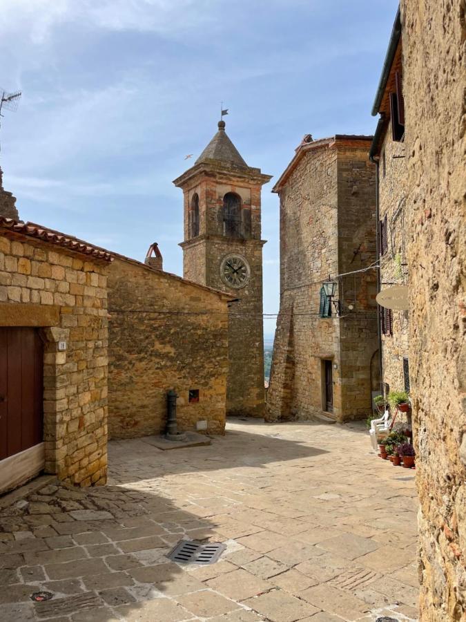 La Petite Fenetre Apartment Casale Marittimo Bagian luar foto